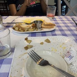 Southern Taste Diner - This place was great me and my mom came here on July 12th 2019 it was excellent service excellent food friendly staff absolutely my go 2