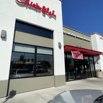 Chick-fil-A - This place. - Fast Food Near Me - Torrance, California