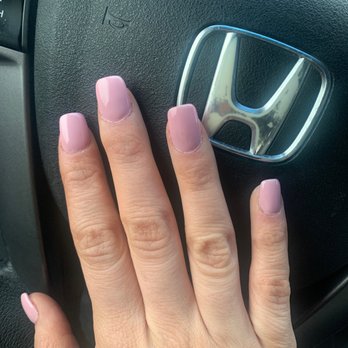 Lee Nails & Spa - Nail Salons Near Me - Highland, Indiana