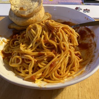 Pasta Mami - a plate of spaghetti and bread - Pasta Shops Near Me - Marietta, Georgia