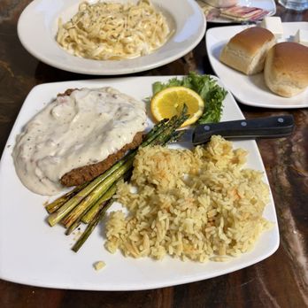 The In Place - Chicken Fried Steak and Alfredo Pasta - American Near Me - Forks, Washington