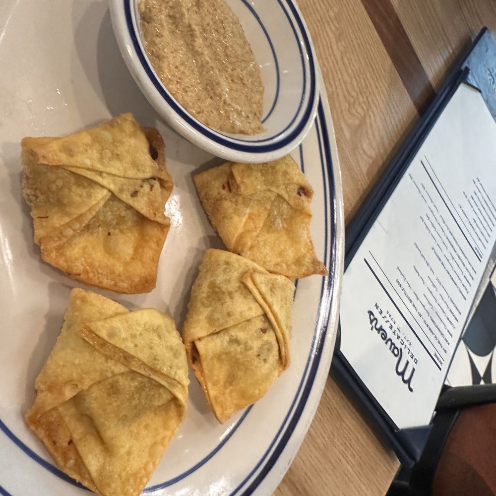 Maven's Delicatessen - Bakeries Near Me - Pawtucket, Rhode Island