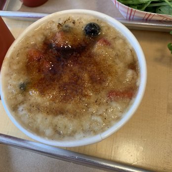 The Dilly Duck Shop - Brûlée oatmeal - American Near Me - Norwalk, Connecticut The Dilly Duck Shop - Brûlée oatmeal - American Near Me - Norwalk, Connecticut