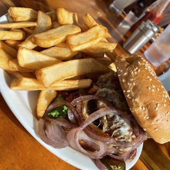 Johnny McNally’s Fairview Lodge - Massive bacon burger with carmelized onions. - American Near Me - Kernville, California Johnny McNally’s Fairview Lodge - Massive bacon burger with carmelized onions. - American Near Me - Kernville, California