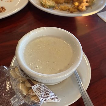 The Point - Creamy clam chowder - American Near Me - Marshfield, Massachusetts