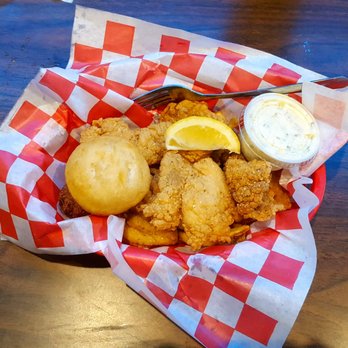 River Smith's Chicken & Catfish - Fish Basket - Seafood Near Me - Lubbock, Texas