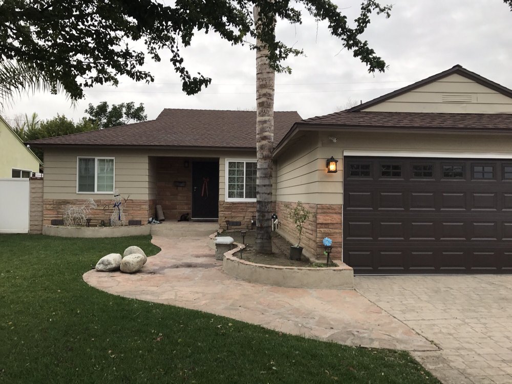 Slide of Micasa Pro Roofers