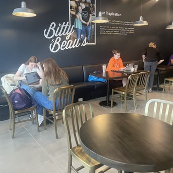 Bitty & Beau's Coffee - Inside seating - Coffee & Tea Near Me - Houston, Texas