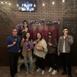 We escaped y'all!! We escaped y'all!!