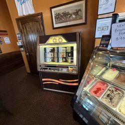 Joe Brett's Ice Cream - Got tunes...