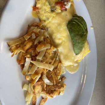 Egg N' Joe - Cali omelette with hash browns $16 - American Near Me - Chandler, Arizona
