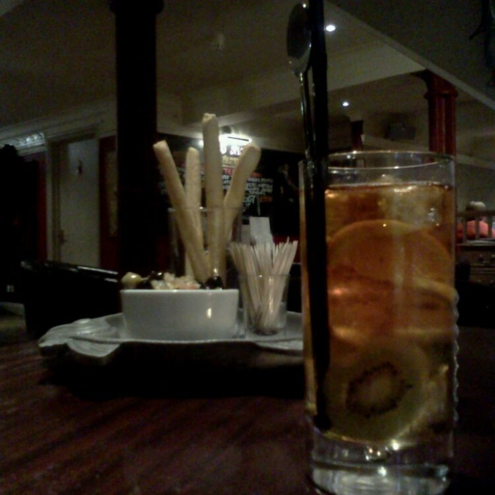 Ennio's Restaurant - Pimm's Cup with kiwi.  Brilliant. - Bed & Breakfast Near Me - Southampton, HAM