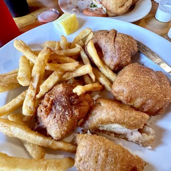 Gwin's Lodge Restaurant - Two pieces of my cod we're over cooked and in edible. The other two pieces did not taste good. The fries were just OK. - American Near Me - Cooper Landing, Alaska Gwin's Lodge Restaurant - Two pieces of my cod we're over cooked and in edible. The other two pieces did not taste good. The fries were just OK. - American Near Me - Cooper Landing, Alaska