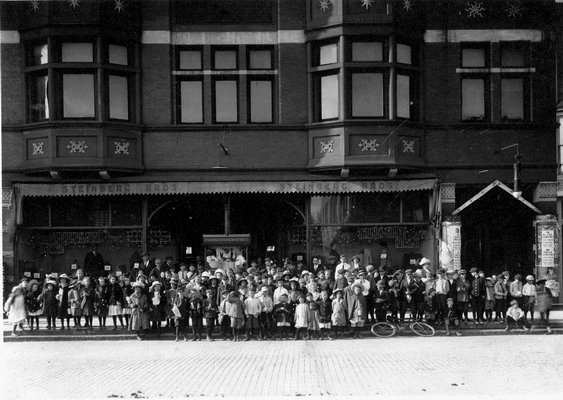 City Opera House by null