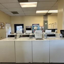 EZ Wash Laundromat