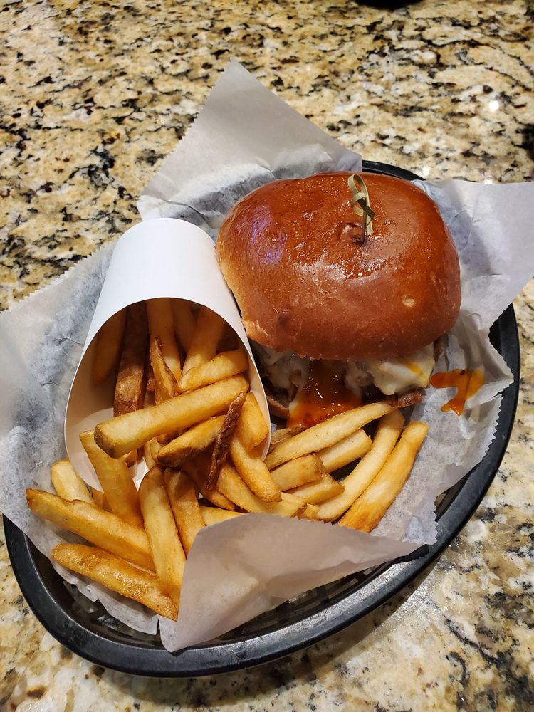 Social spots from Merryman's Pub