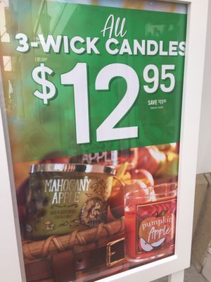 BATH & BODY WORKS - Updated October 2024 - 4705 Broadway Blvd, Kansas ...