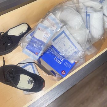 Extended Stayamerica - Previous guests belongings that were not cleaned before my booking !!!! - Hotels Near Me - Brea, California Extended Stayamerica - Previous guests belongings that were not cleaned before my booking !!!! - Hotels Near Me - Brea, California