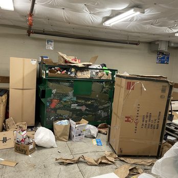 The Matisse - Disgusting. "Recycling room" on the weekends. Attracts homeless people. - Apartments Near Me - Portland, Oregon The Matisse - Disgusting. "Recycling room" on the weekends. Attracts homeless people. - Apartments Near Me - Portland, Oregon