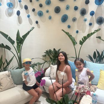 La Isla - Tiffany's - Shopping Centers Near Me - Cancún, ROO