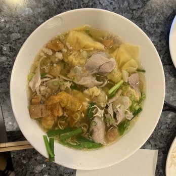 Ghien Mi Go - mi Hoanh thanh - Noodles Near Me - Westminster, California