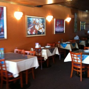 Mongkut Thai Restaurant - Thai Near Me - San Clemente, California
