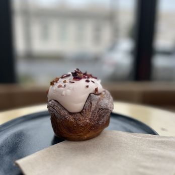 Faria Bakery - Pistachio rose bun - Bakeries Near Me - Sacramento, California