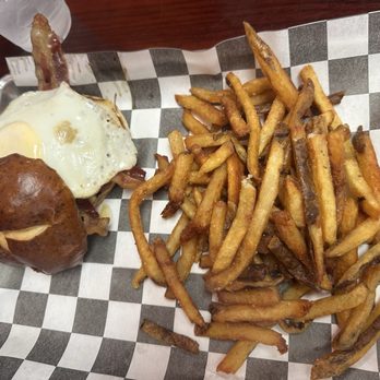 Bay Bay's Burgers - 1. Bay Bay Burger - Burgers Near Me - Brandon, Florida Bay Bay's Burgers - 1. Bay Bay Burger - Burgers Near Me - Brandon, Florida