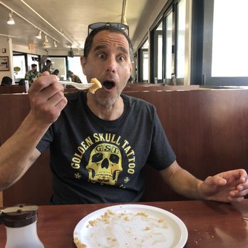 Eggs 'n Things - Waikiki Beach Eggspress - Last bite! - Breakfast & Brunch Near Me - Honolulu, Hawaii Eggs 'n Things - Waikiki Beach Eggspress - Last bite! - Breakfast & Brunch Near Me - Honolulu, Hawaii