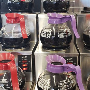 Speedway - a variety of coffee makers in a store - Convenience Stores Near Me - Madison, Wisconsin Speedway - a variety of coffee makers in a store - Convenience Stores Near Me - Madison, Wisconsin