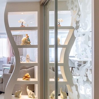Sun Studio NY - Home interior with UV-Printing on a mirror - Interior Design Near Me - Brooklyn, New York