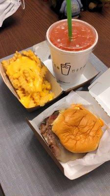 Shake Shack Chestnut Hill by null