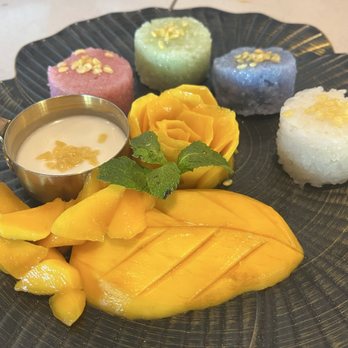 Susu Siam - Mango sticky rice - Thai Near Me - Scarborough, Ontario Susu Siam - Mango sticky rice - Thai Near Me - Scarborough, Ontario