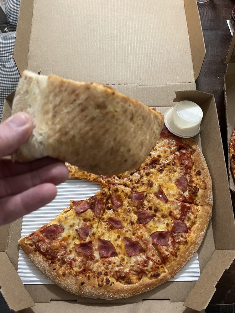 COUSIN VINNY’S PIZZA Updated October 2024 56 Photos & 82 Reviews