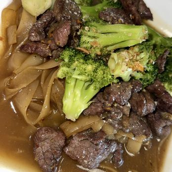 Boonma Thai - Beef Lad Na - Thai Near Me - Fayetteville, North Carolina Boonma Thai - Beef Lad Na - Thai Near Me - Fayetteville, North Carolina