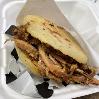 Los Roques Arepas - Pernil Arepa - Venezuelan Near Me - Wantagh, New York