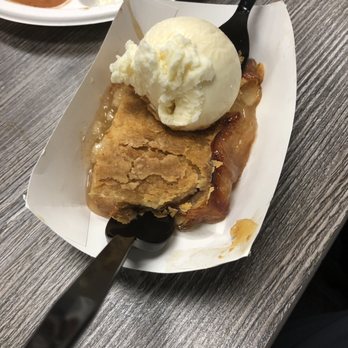 Big John's Texas BBQ - Apple cobbler - Barbeque Near Me - Page, Arizona Big John's Texas BBQ - Apple cobbler - Barbeque Near Me - Page, Arizona
