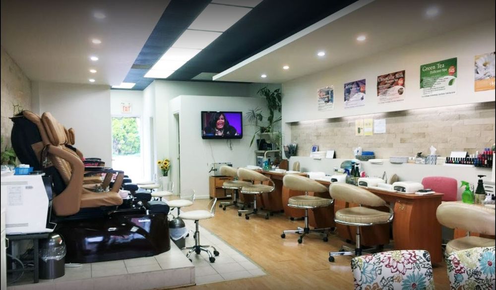 LUCKY NAILS Updated October 2024 17 Reviews 820 Van Houten Ave