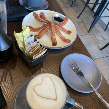 Jealous Fork - Bacon Spindle, Hot Chocolate - Pancakes Near Me - Miami, Florida