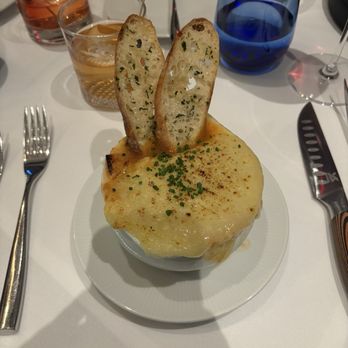 1832 Steakhouse - French Onion Soup - Steakhouses Near Me - Durant, Oklahoma