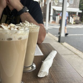 Eggcellent - Cafe con leche - Breakfast & Brunch Near Me - Lewes, Delaware