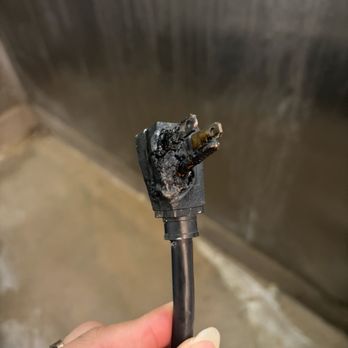 First Electric - Burnt cable - Electricians Near Me - La Mirada, California First Electric - Burnt cable - Electricians Near Me - La Mirada, California
