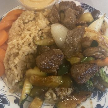 Kimono - Hibachi steak with mixed vegetables - Japanese Near Me - Clemmons, North Carolina Kimono - Hibachi steak with mixed vegetables - Japanese Near Me - Clemmons, North Carolina