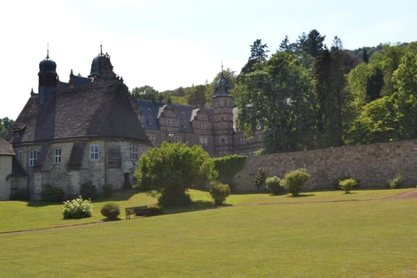 Schloss Hämelschenburg by null