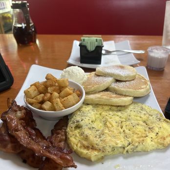 Market Street Cafe - The throw down amazing! - Cafes Near Me - Lockhart, Texas Market Street Cafe - The throw down amazing! - Cafes Near Me - Lockhart, Texas