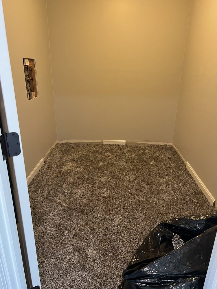 PETERSEN’S CARPET & FLOORING Updated October 2024 24 Photos & 37