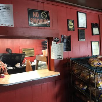 Helen's Bar B Q - Don't be shy, step and order a bit of BBQ heaven - Barbeque Near Me - Brownsville, Tennessee