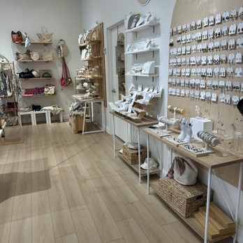 Dov & Company - Jewelry Near Me - Arlington, Virginia
