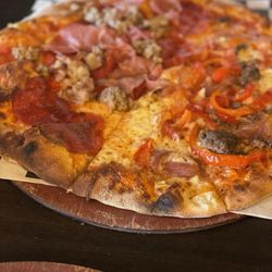 Yeah Buddy Pizza - Elk Piccante and Carne con Carne - Meat Lovers
