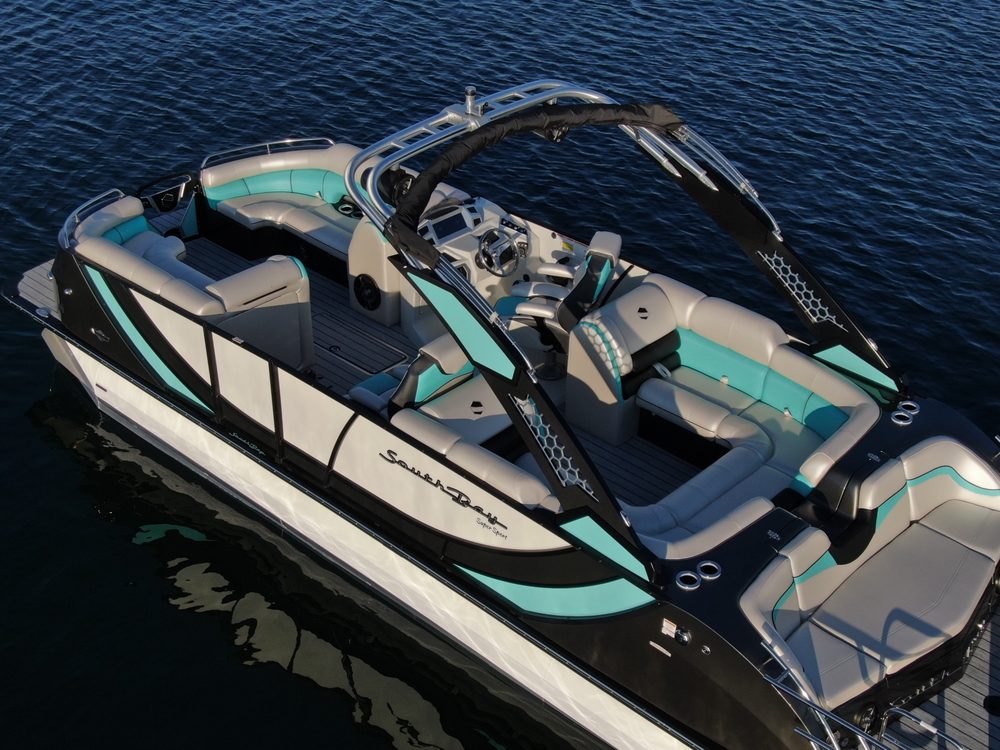 R & S Boats Logo